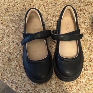 The Children's Place Black Dress Shoes with Strap